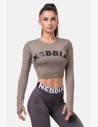 Sporty HERO crop top s dlhým rukávom je ďalší skvelý kúsok z novej kolekcie HERO N 2 Collection. 