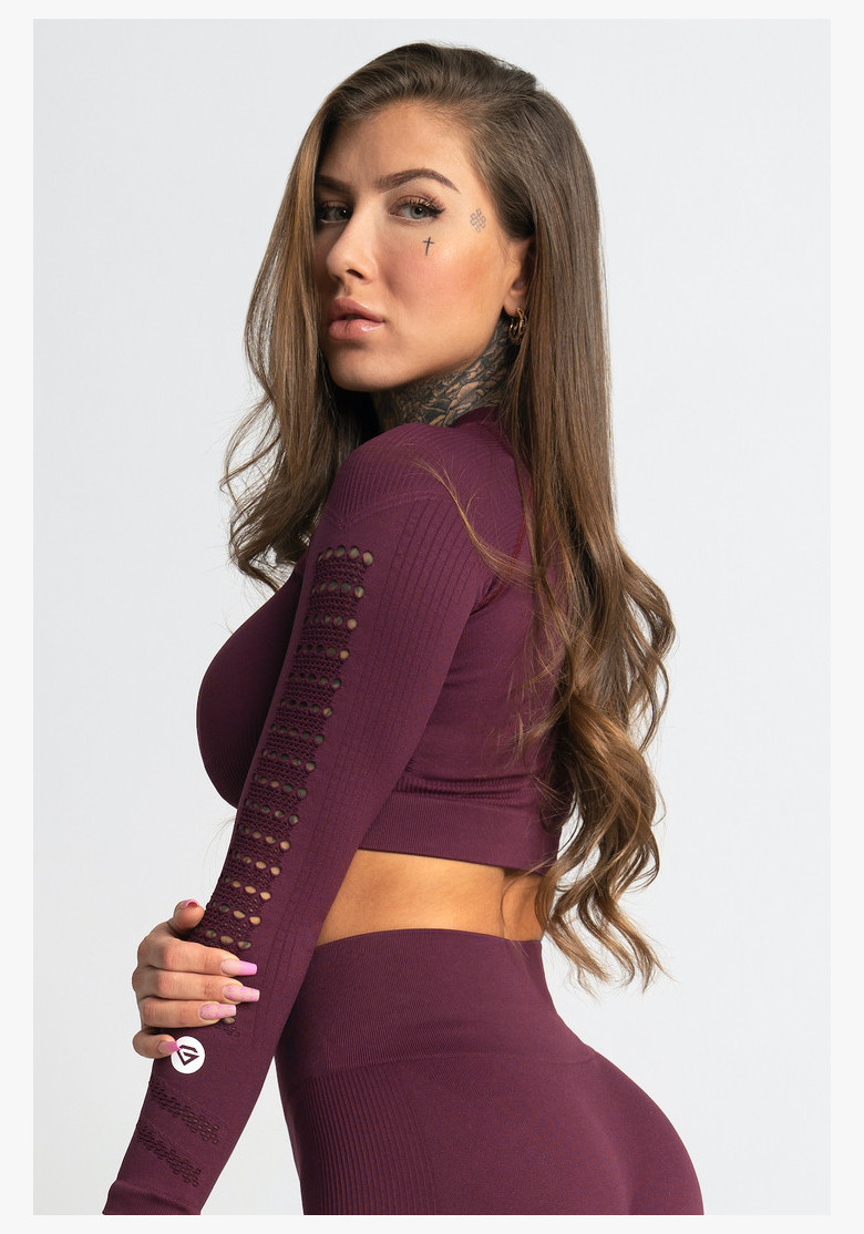 Long Sleeve Crop Top Dark Berry - Gym... Long Sleeve Crop Top Dark Berry - Gym...