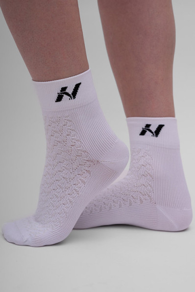 NEBBIA "HI-TECH" N-pattern crew socks white