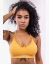 The bra offers you support and security thanks to the padded cups, which can also be removed.