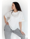 Prinášame ti novinku na trhu od značky GoldBee, dokonalé basic tričko oversize strihu, ktoré je vyrobené z organickej bavlny.