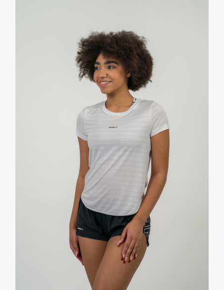 NEBBIA FIT Activewear T-shirt "Airy" with reflective logo white