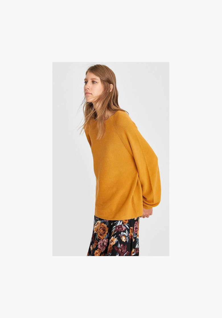 Puffy sleeve sweater Stradivarius