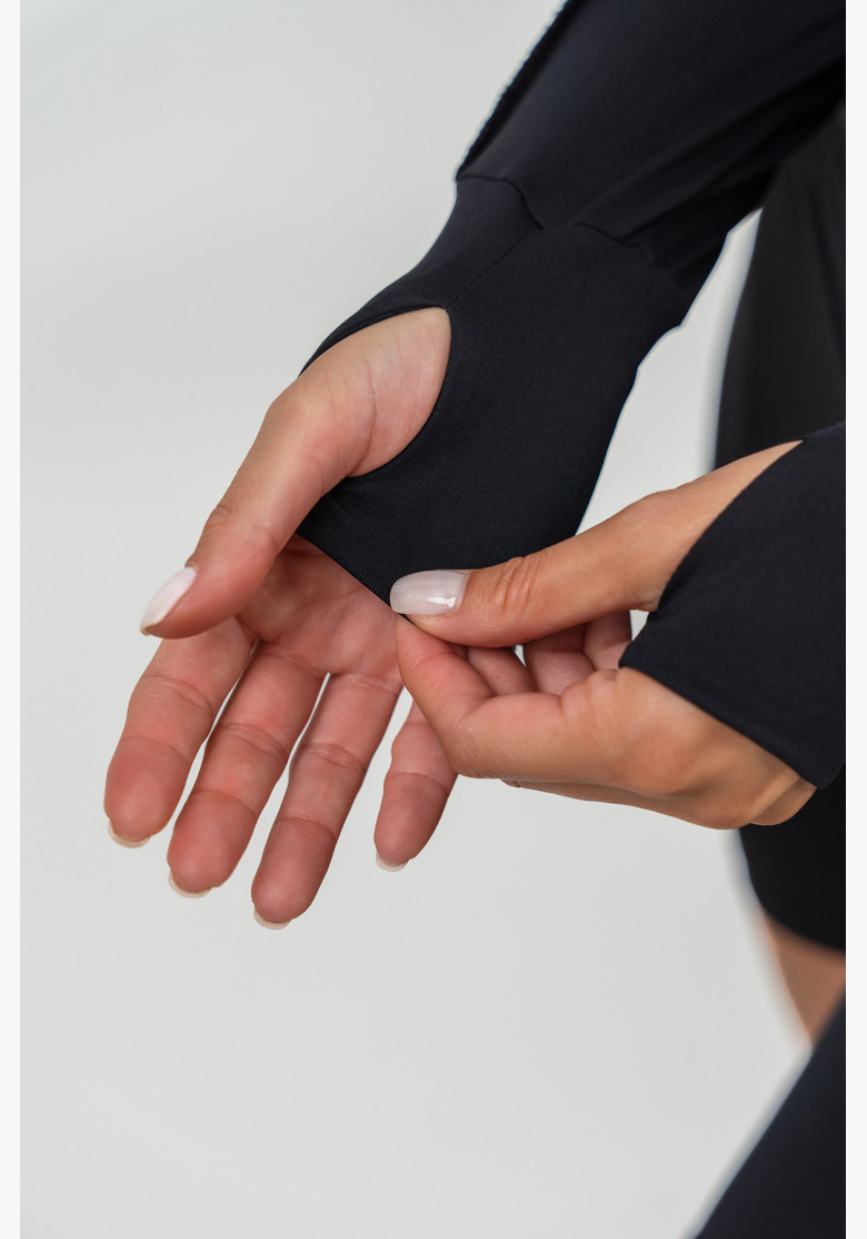 NEBBIA Sports top with long sleeves...