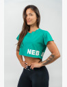 Voľný športový crop top je tak trochu kultovým kúskom od NEBBIA a jeho povesť hovorí za všetko. 