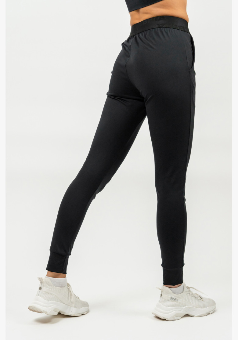 NEBBIA Slim fit leggings with pockets... NEBBIA Slim fit leggings with pockets...