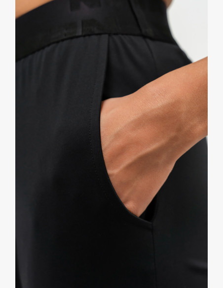 NEBBIA Slim fit leggings with pockets GYM SPIRIT black