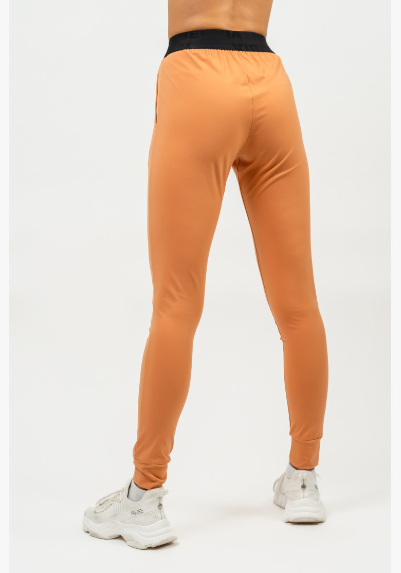 NEBBIA Slim fit leggings with pockets...