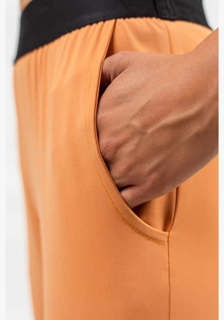 NEBBIA Slim fit leggings with pockets...