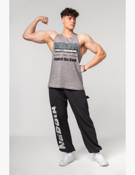 NEBBIA Washed-off oversized tielko MAX OUT šedé