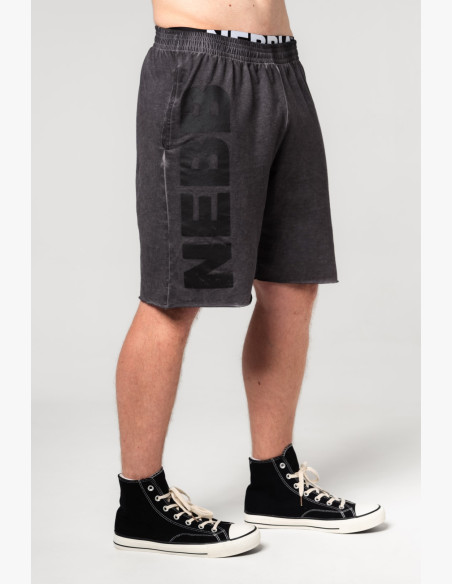 NEBBIA Washed-off teplákové šortky NO BS čierne