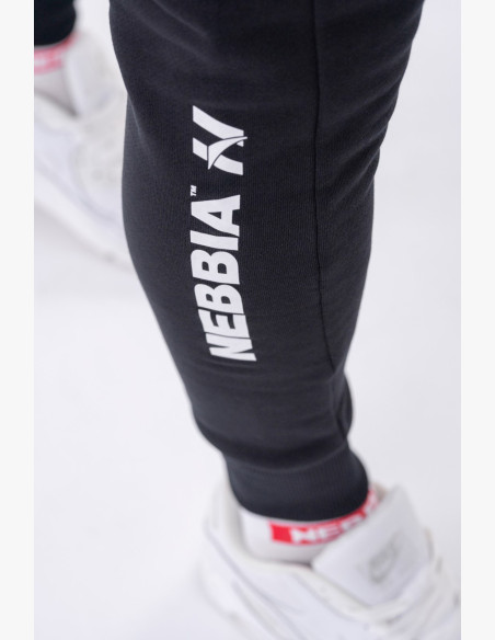NEBBIA Slim tepláky s vreckami na zips "Re-gain" čierne