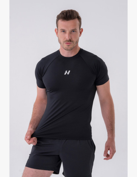 NEBBIA Funkčné Slim-fit tričko čierne