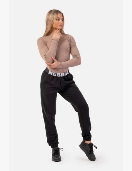 NEBBIA Ribbed long sleeve T-shirt in organic cotton brown