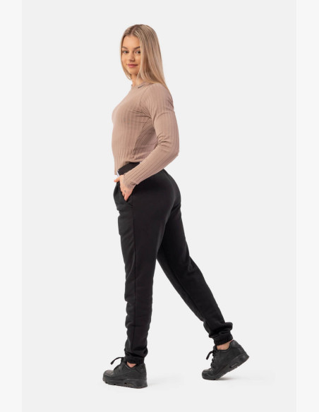 NEBBIA Ribbed long sleeve T-shirt in organic cotton brown