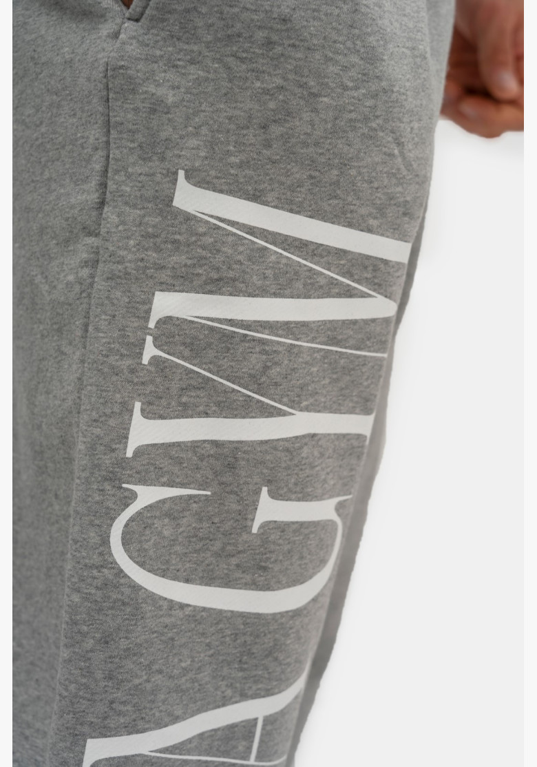 NEBBIA Beast Mode-On ikonické tepláky...