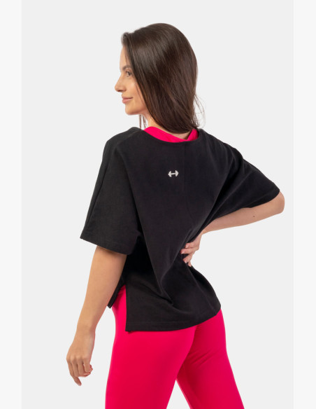 NEBBIA Loose crop T-shirt "The Minimalist" in organic cotton black