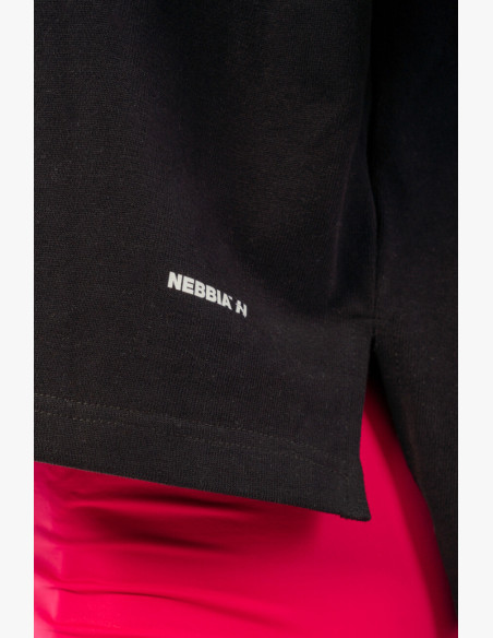 NEBBIA Loose crop T-shirt "The Minimalist" in organic cotton black